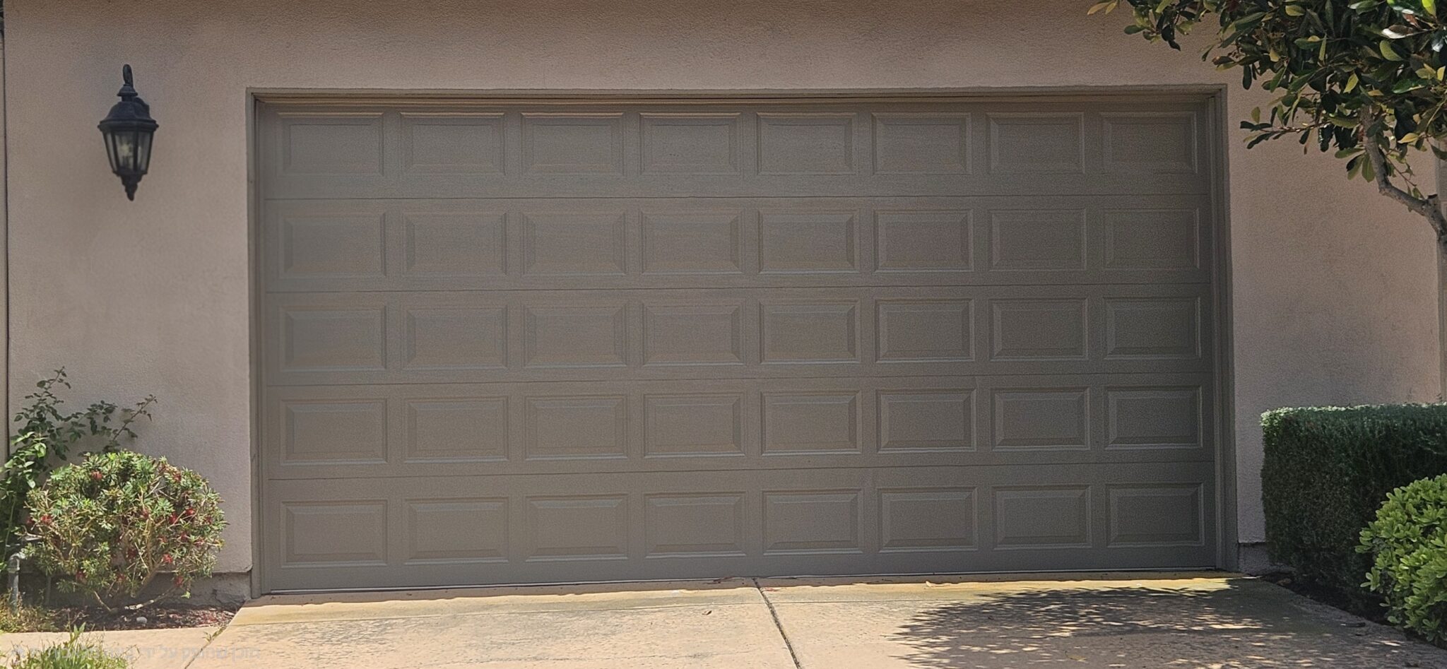 Automatic Garage Door in Oceanside: Why It May Stop Working Properly